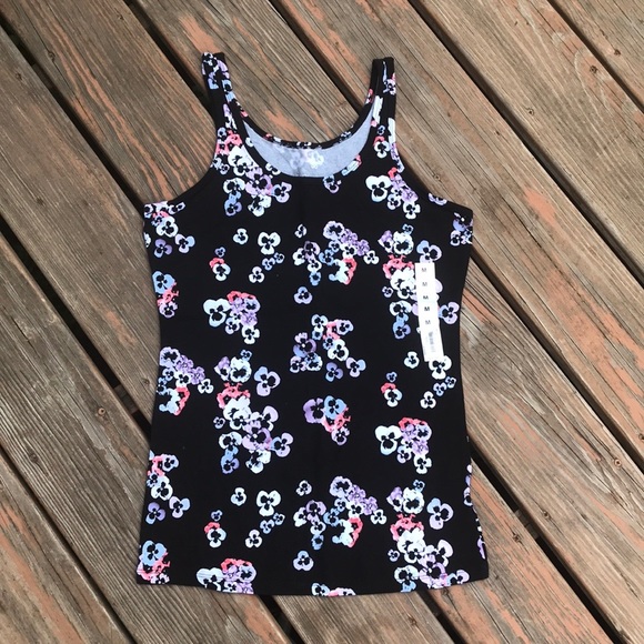 Set of 2 New Tank Tops - Picture 2 of 5
